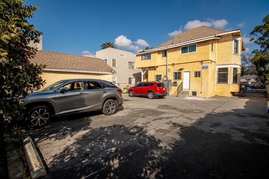 1820 W 11th St, Los Angeles, CA à vendre - Photo du bâtiment - Image 2 de 38