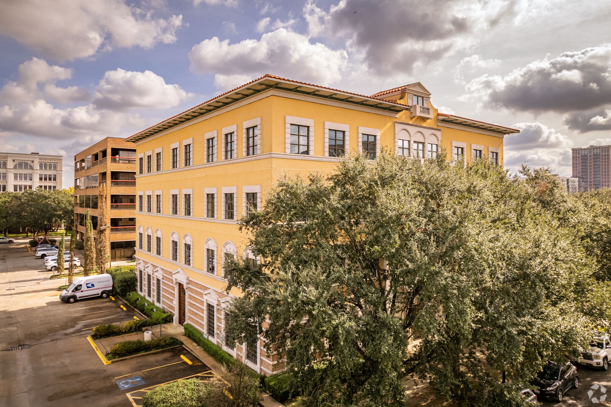 4203 Yoakum Blvd, Houston, TX for lease Primary Photo- Image 1 of 6