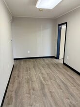 982 N Batavia St, Orange, CA for lease Interior Photo- Image 1 of 5