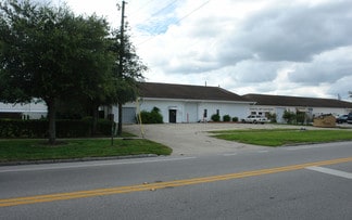 Plus de détails pour 3200 28th St N, Saint Petersburg, FL - Industriel à vendre