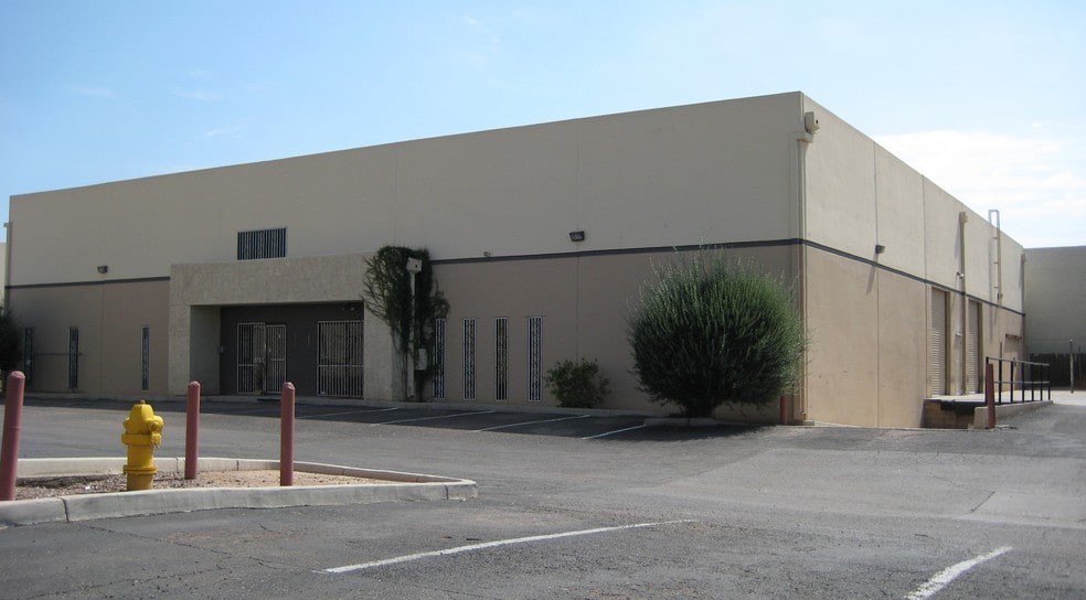 2732-2734 W McDowell Rd, Phoenix, AZ for lease - Primary Photo - Image 1 of 1