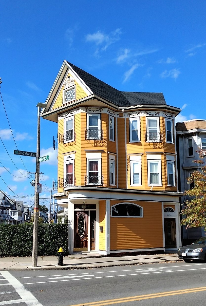 825 Dorchester Ave, Dorchester, MA à vendre Photo du bâtiment- Image 1 de 1