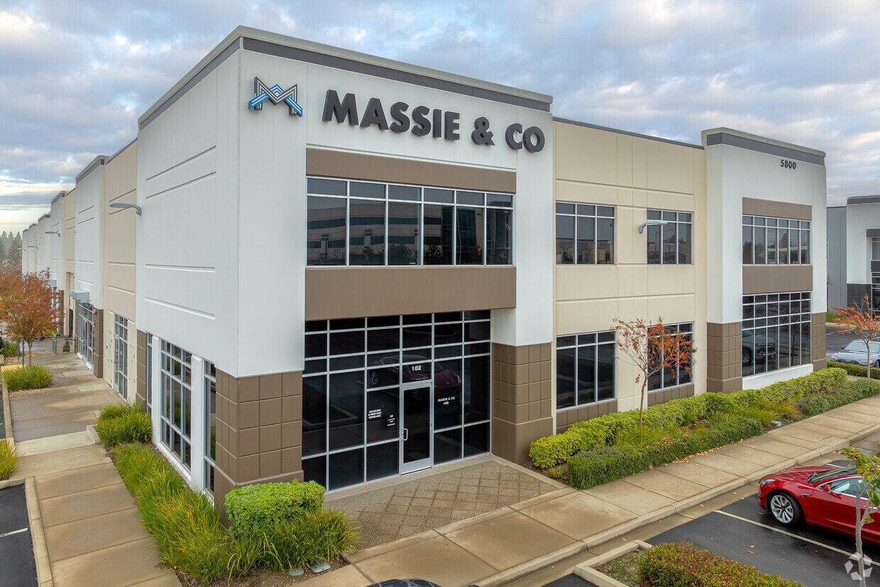 5800 Lonetree Blvd, Rocklin, CA for lease Primary Photo- Image 1 of 8