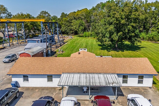 More details for 4960 Fannett Rd, Beaumont, TX - Industrial for Sale