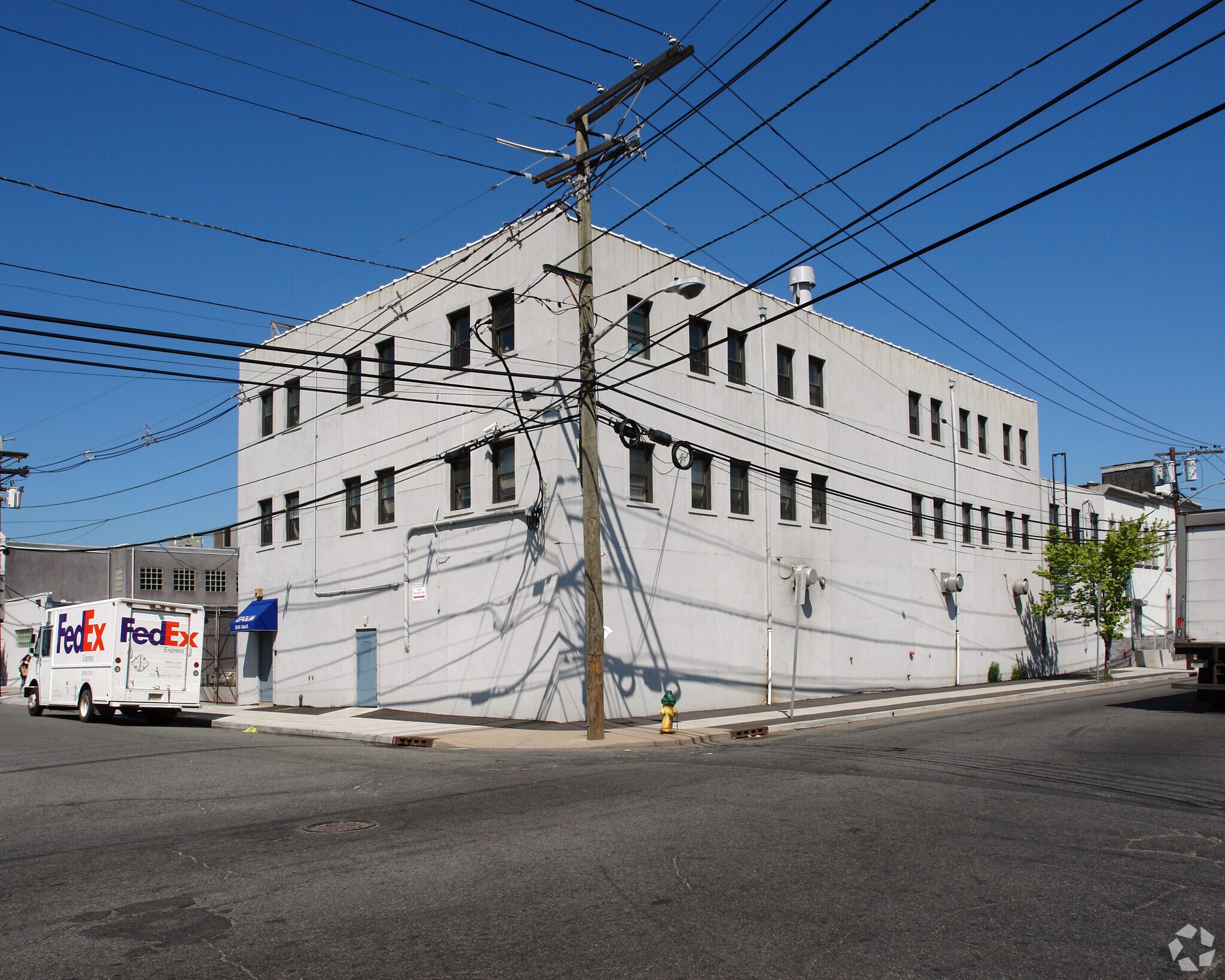 358-364 Adams St, Newark, NJ à vendre Photo principale- Image 1 de 1
