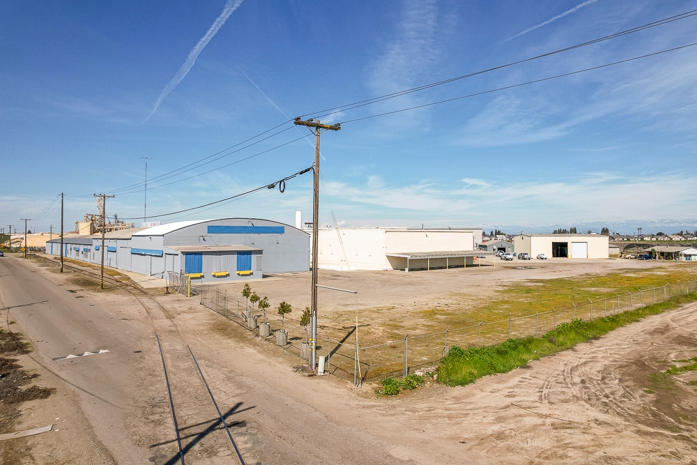 39400 Clarkson Dr, Kingsburg, CA for sale Primary Photo- Image 1 of 54