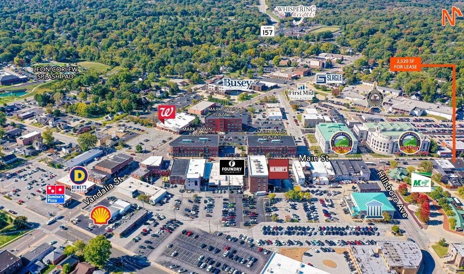 228 N Main St, Edwardsville, IL à louer - Photo du bâtiment - Image 2 de 2