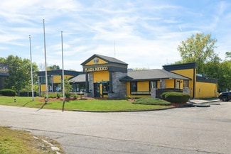 Plus de détails pour 821 Fall River Ave, Seekonk, MA - Commerce de détail à vendre