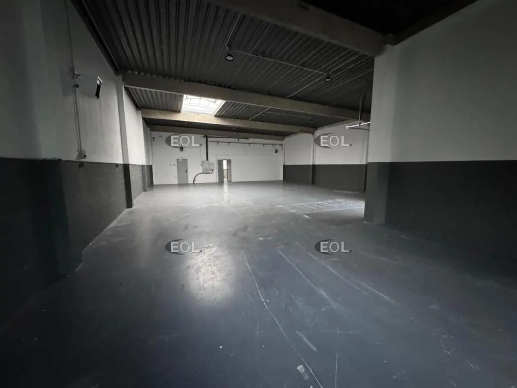 Industrial in Lognes for lease Interior Photo- Image 1 of 8