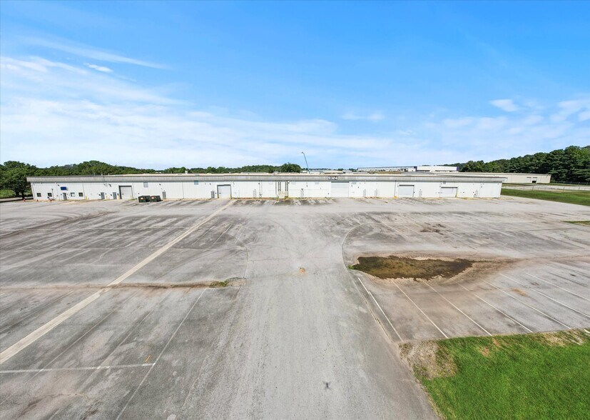 9324 Madison Blvd, Madison, AL à louer - Photo du bâtiment - Image 2 de 8