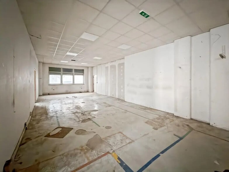 45 Boulevard Des Acieries, Marseille for lease - Building Photo - Image 3 of 20