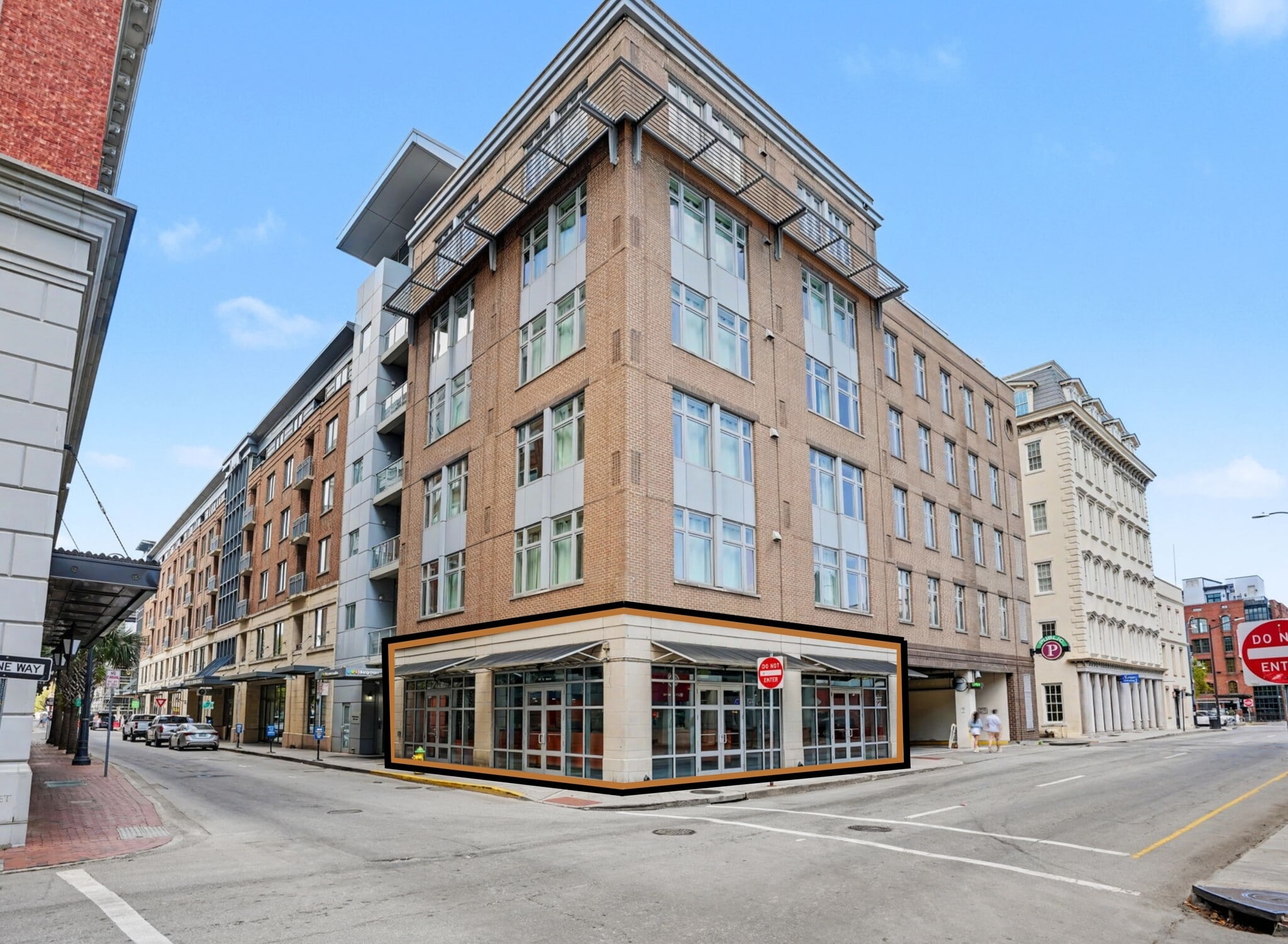 110 W Bryan St, Savannah, GA for lease Building Photo- Image 1 of 22
