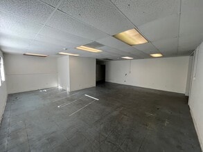 17525 Alder St, Hesperia, CA à louer Photo intérieure- Image 2 de 4