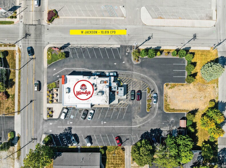 2620 W Jackson St, Muncie, IN à vendre - Photo du bâtiment - Image 3 de 6