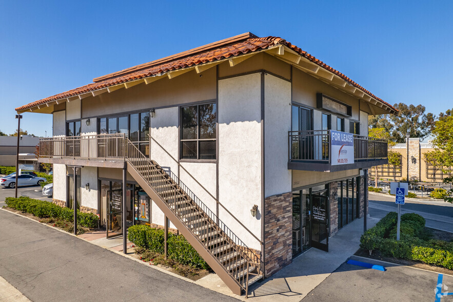 25522-25542 Jeronimo Rd, Mission Viejo, CA à vendre - Photo du bâtiment - Image 1 de 1