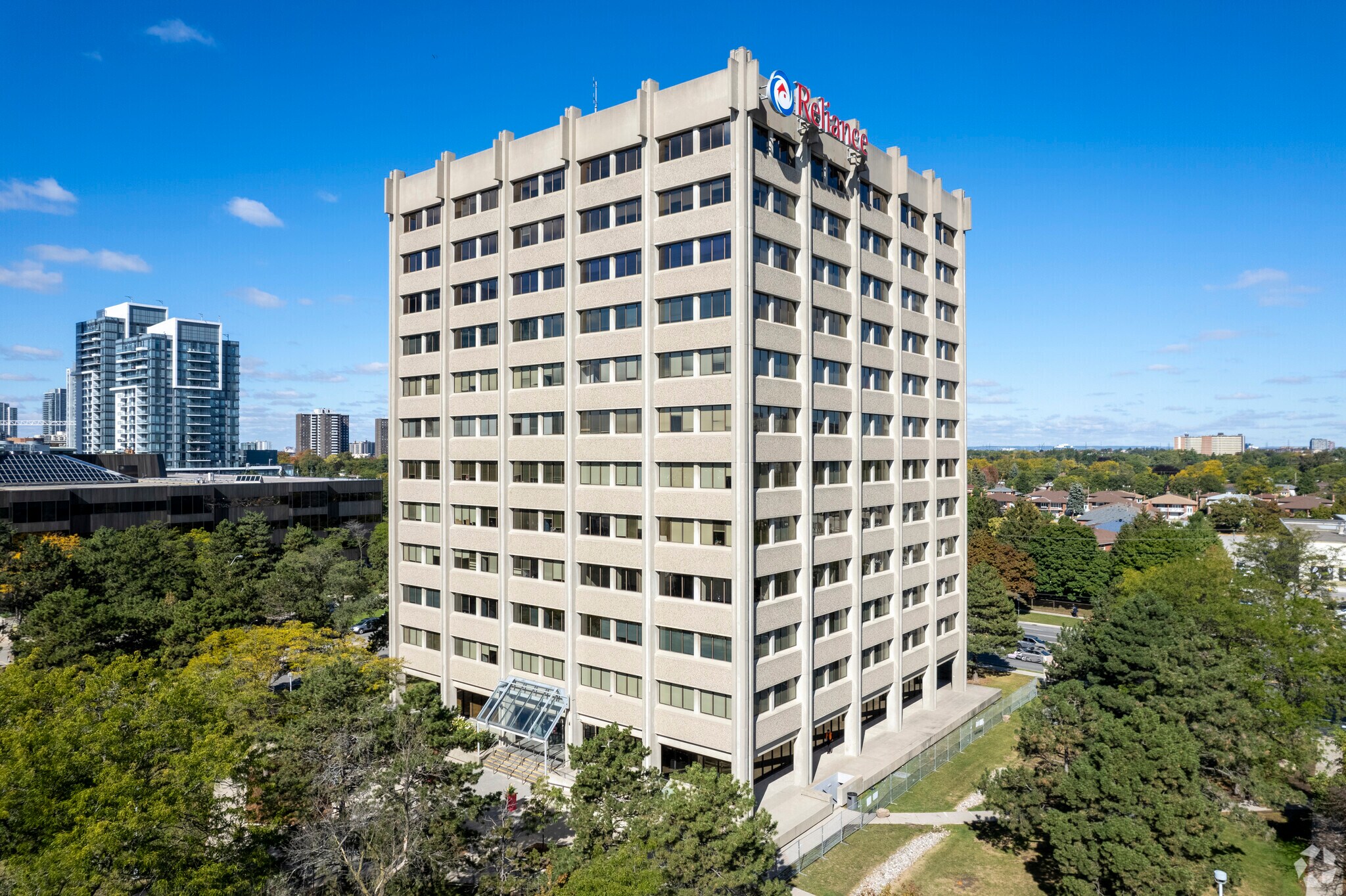 2 Lansing Sq, Toronto, ON for sale Primary Photo- Image 1 of 1