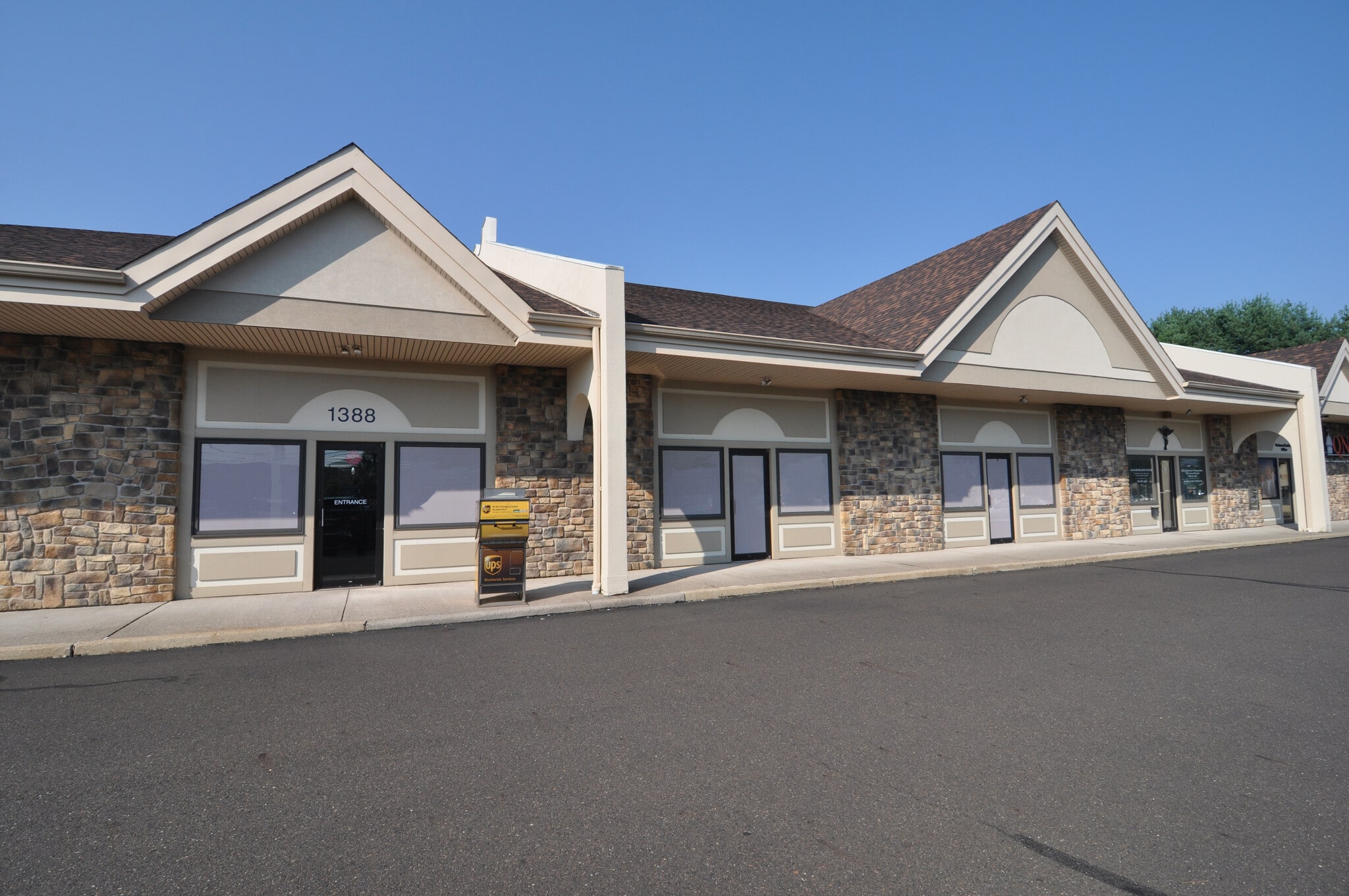 1386-1388 W Street Rd, Warminster Township, PA for lease Building Photo- Image 1 of 5