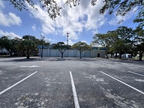 2606 Fairfield Ave S, Saint Petersburg, FL à louer Photo intérieure- Image 1 de 14