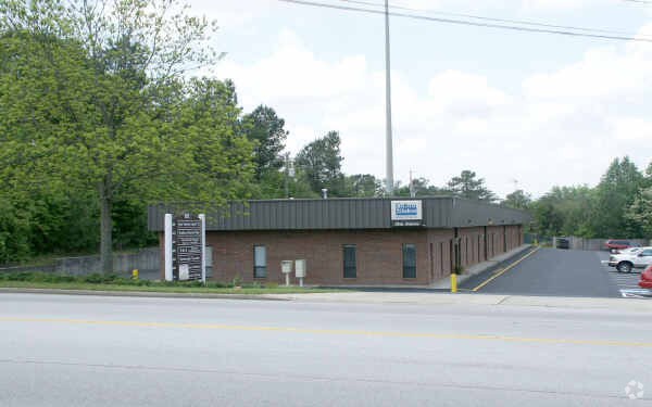 3151 Lenora Church Rd, Snellville, GA à louer - Photo du bâtiment - Image 3 de 4