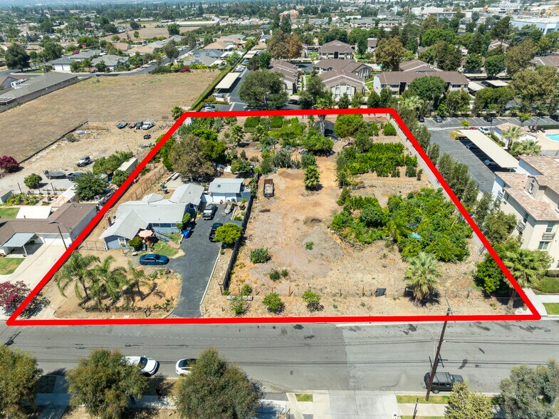 890 S Magnolia Ave, Ontario, CA à vendre - Photo du bâtiment - Image 3 de 6