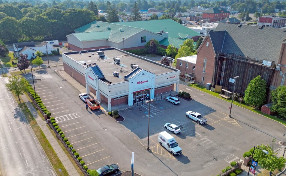 78-82 N Broad St, Norwich, NY for sale - Building Photo - Image 1 of 3