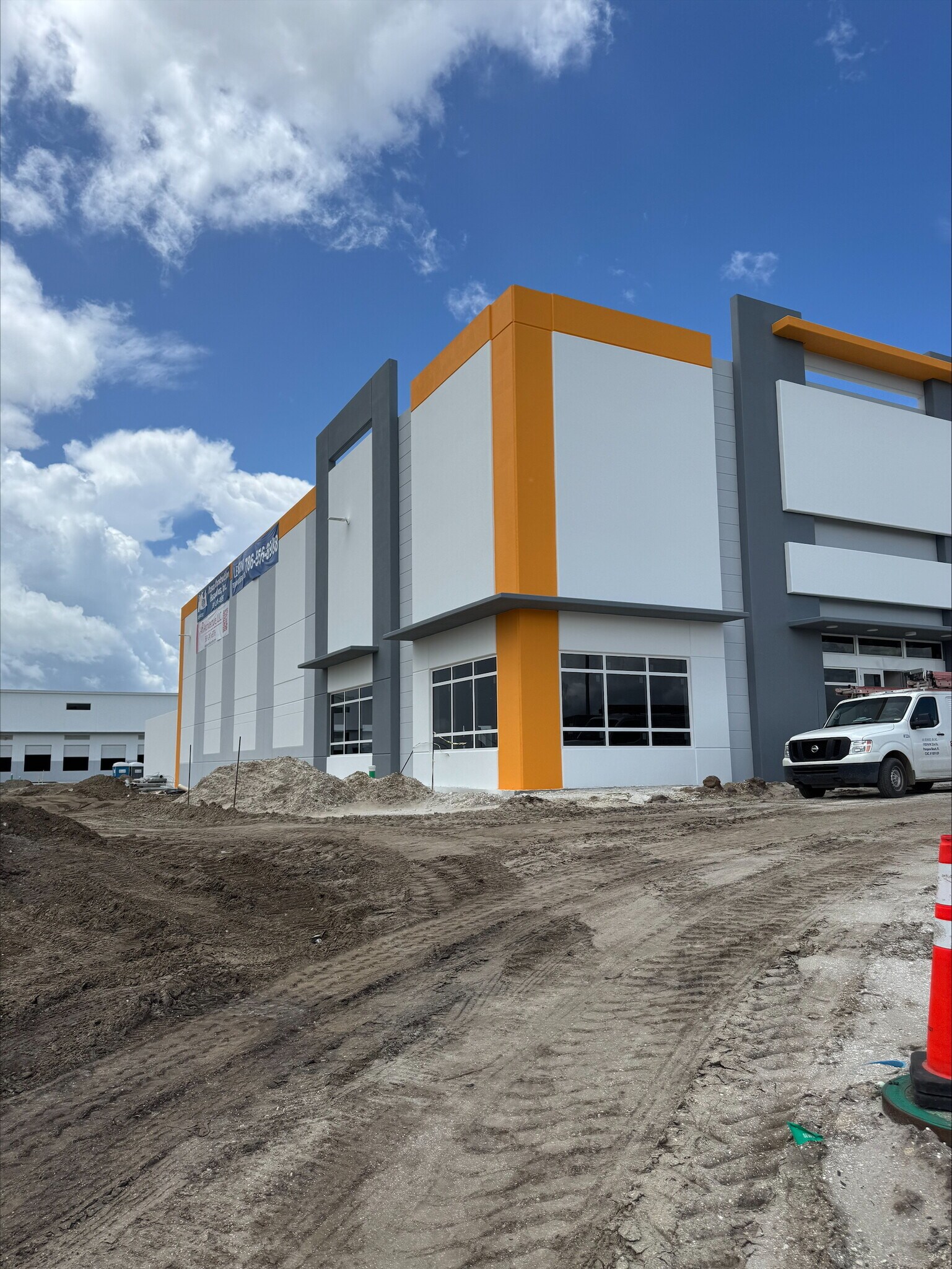 12070 SW Tom Mackie Blvd, Port Saint Lucie, FL à louer Photo du bâtiment- Image 1 de 23