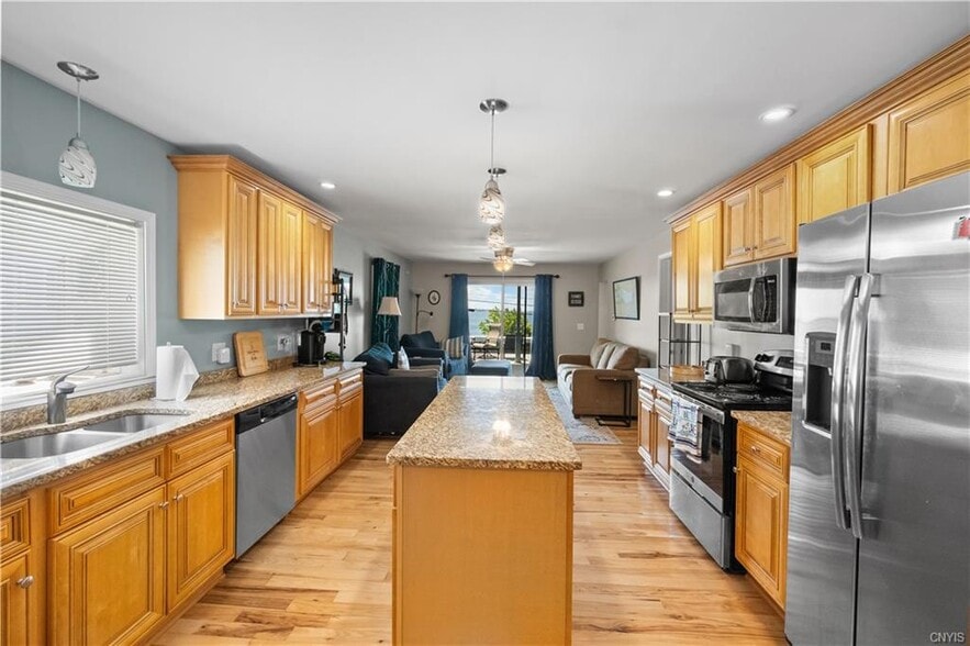 554 NY-49, Cleveland, NY for sale - Interior Photo - Image 3 of 15