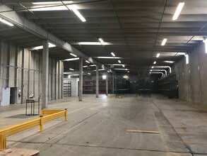 9335-9345 Elm Ct, Federal Heights, CO à vendre Photo intérieure- Image 2 de 7