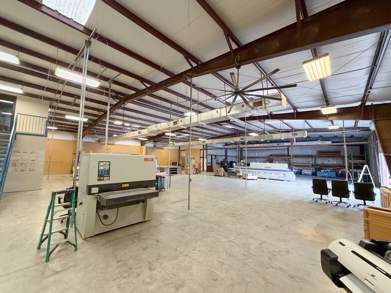 3642 Bacor Rd, Houston, TX for sale - Building Photo - Image 2 of 22