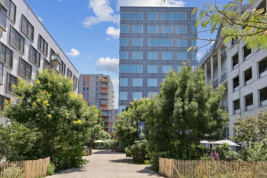 90 Boulevard De La Prairie Au Duc, Nantes à louer - Photo du bâtiment - Image 2 de 13