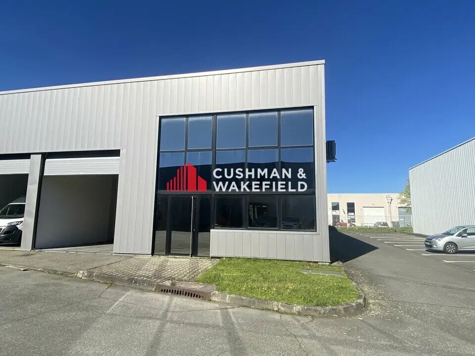 Office in Toulouse for lease Building Photo- Image 1 of 10