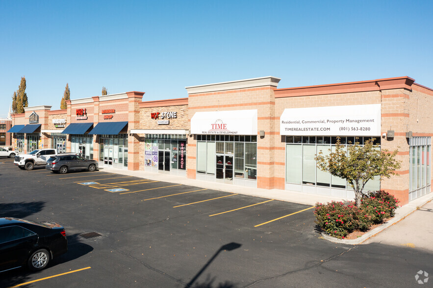 1064-1078 W South Jordan Pky, South Jordan, UT for lease - Primary Photo - Image 1 of 4