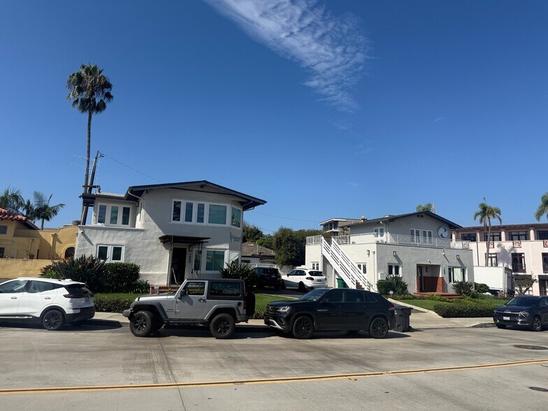 7880 Exchange Pl, La Jolla, CA à louer - Photo du bâtiment - Image 3 de 67