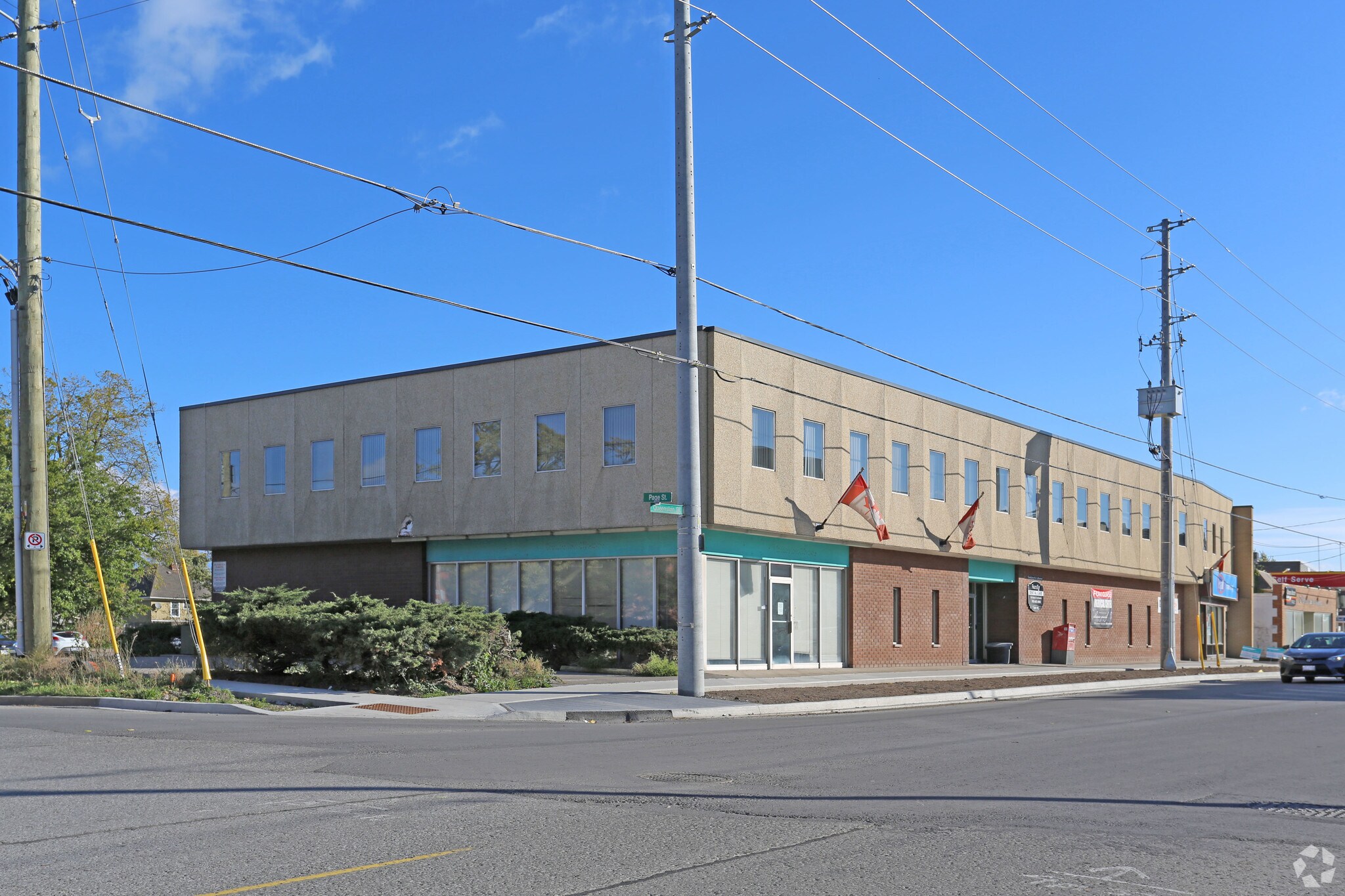 105 Queenston St, St Catharines, ON for sale Primary Photo- Image 1 of 1