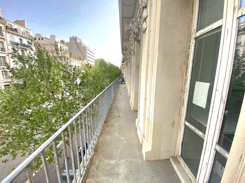 18-20 Voie La Canebiere, Marseille à louer - Photo du bâtiment - Image 2 de 12