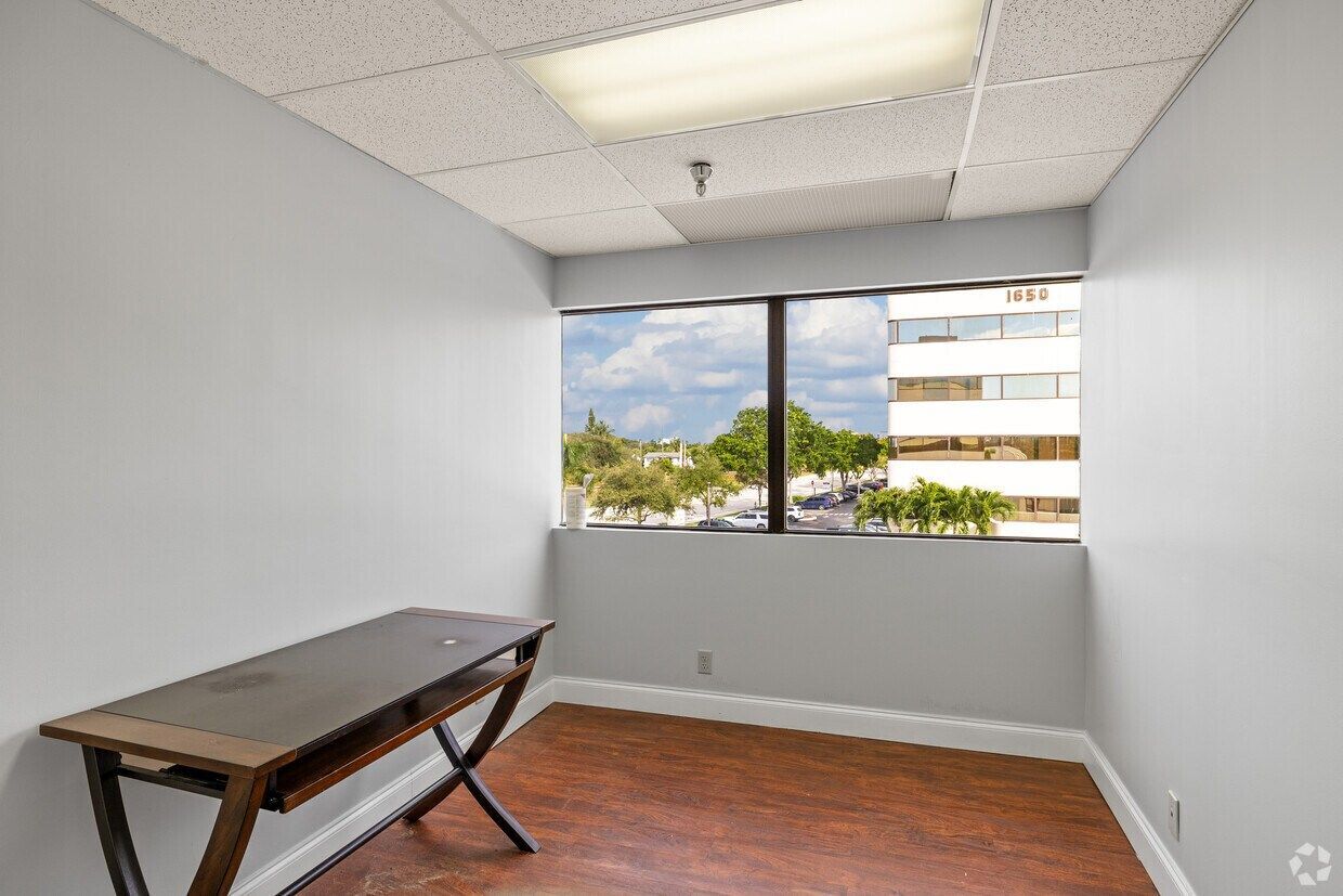1700 S Dixie Hwy, Boca Raton, FL 33432 - Unit 304 & 305 -  - Interior Photo - Image 2 of 3