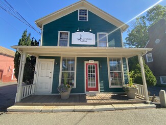 Plus de détails pour 694 Main St, Plymouth, CT - Vente au détail à louer