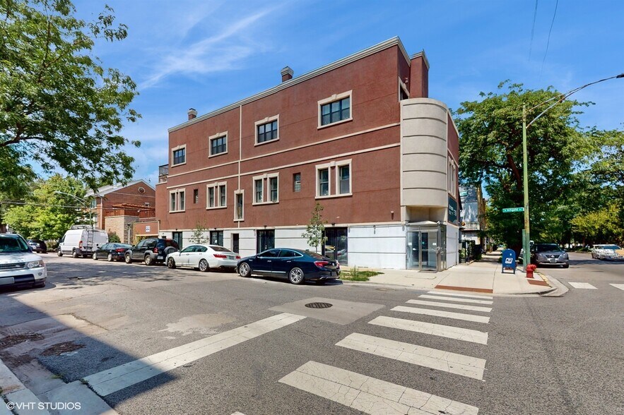 2500 N Ashland Ave, Chicago, IL à louer - Photo principale - Image 1 de 25
