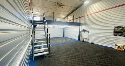9658 Havana St, Commerce City, CO for lease Interior Photo- Image 2 of 6