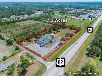 Plus de détails pour 128 University Blvd, Waycross, GA - Flex à vendre