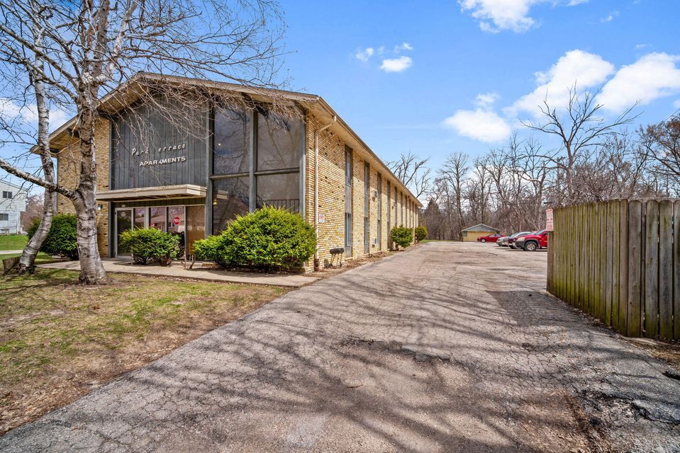 6272 N 101st St, Milwaukee, WI à vendre Photo du bâtiment- Image 1 de 1