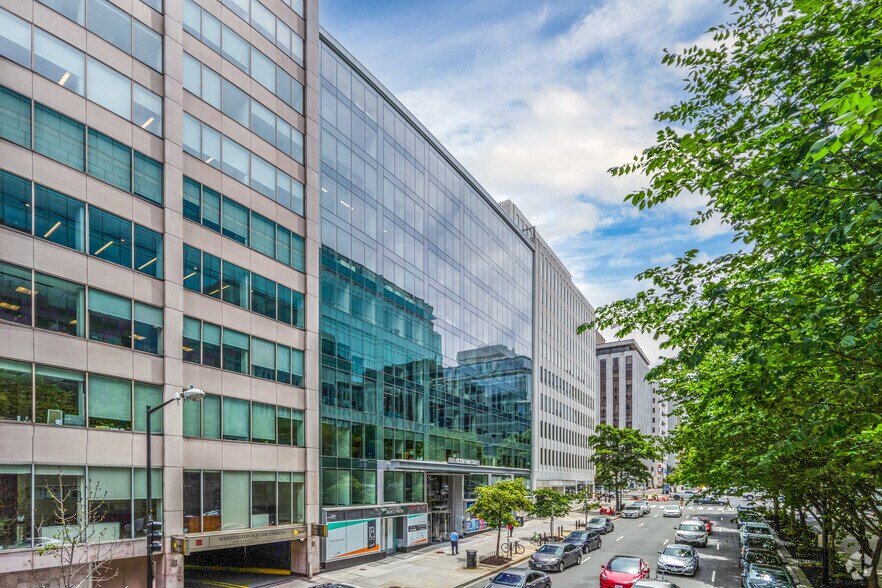1015 18th St NW, Washington, DC à louer - Photo du bâtiment - Image 3 de 14