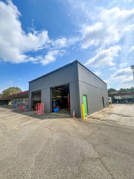 1001 Old Easley Hwy, Greenville, SC for lease - Building Photo - Image 2 of 8