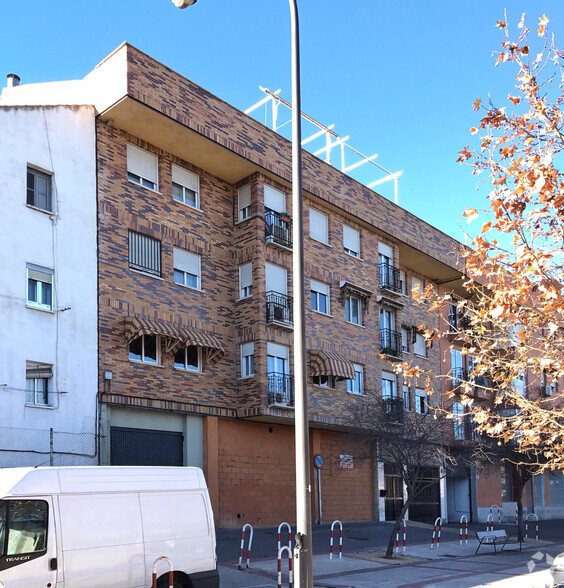 Calle Francisco Rabal, 6, Getafe, Madrid à louer - Photo du bâtiment - Image 1 de 1