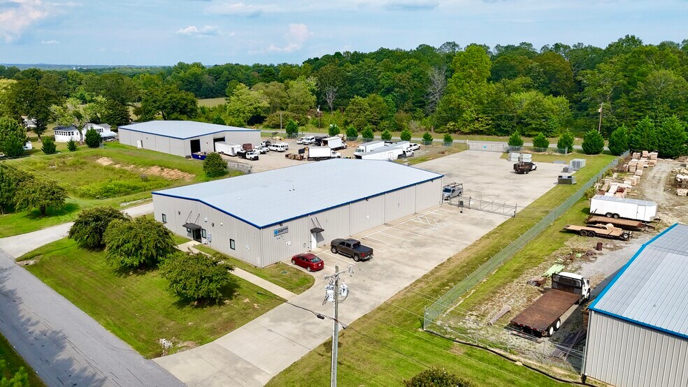 175 Brookshire Rd, Greer, SC à vendre - Photo du bâtiment - Image 2 de 13