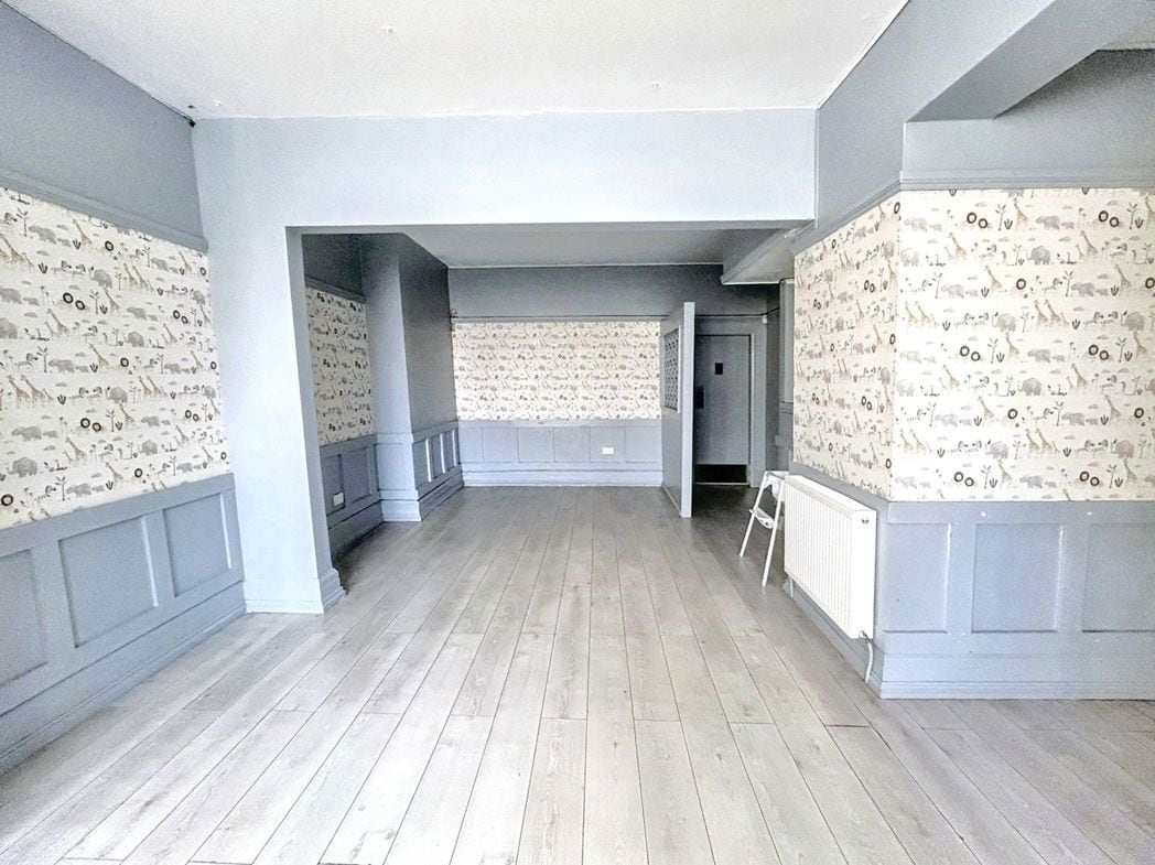 181 High St, Easington Lane for lease Interior Photo- Image 1 of 3