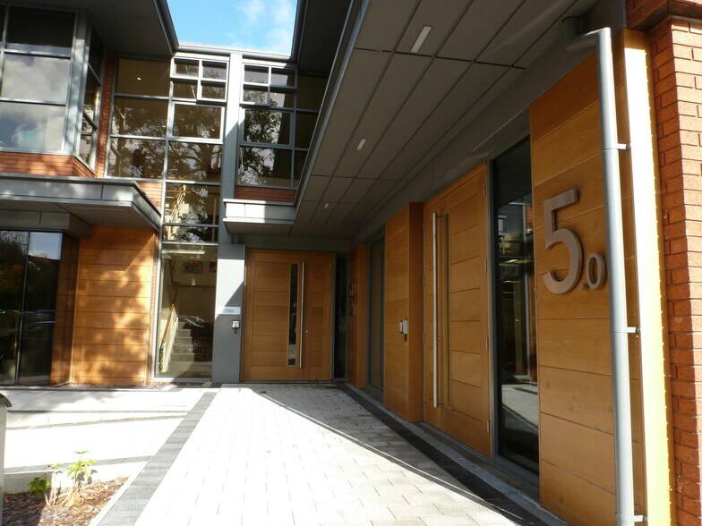 5 Switchback Office Park, Gardner Road, Maidenhead à louer - Photo du bâtiment - Image 2 de 5