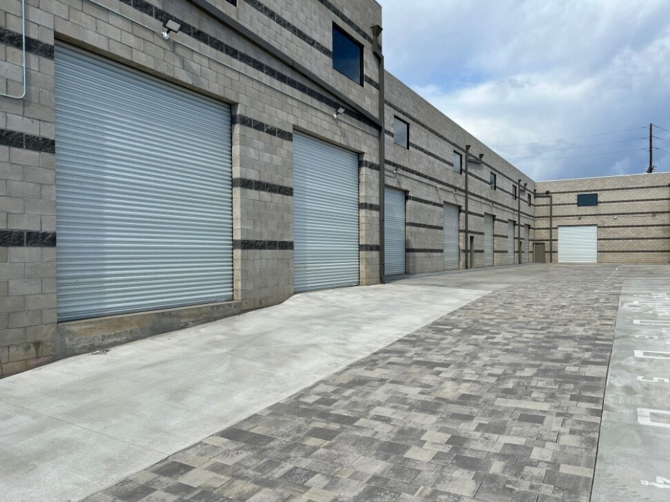 8660-8668 Telfair Ave, Sun Valley, CA à vendre Photo principale- Image 1 de 1