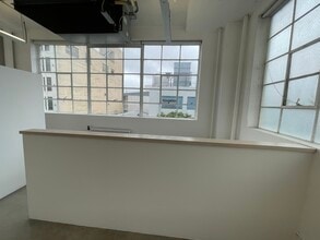 846-860 S Los Angeles St, Los Angeles, CA for lease Interior Photo- Image 1 of 5