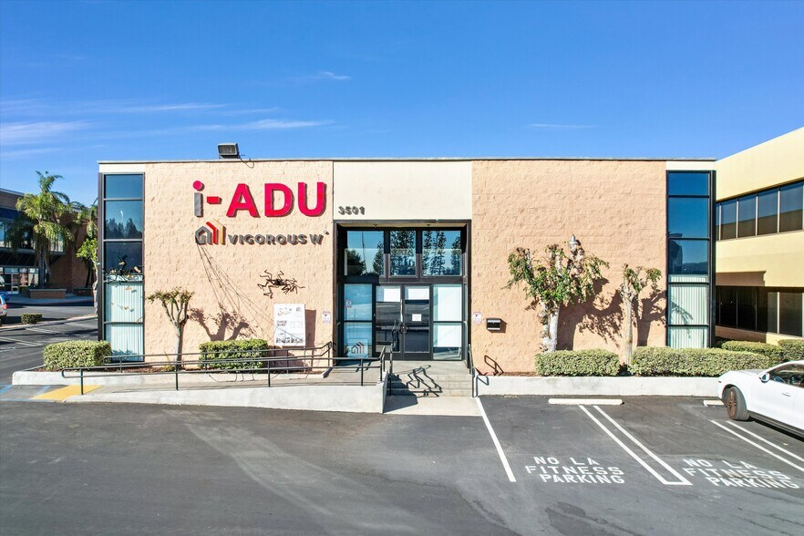 3501 Hart Ave, Rosemead, CA à louer - Photo du bâtiment - Image 2 de 42